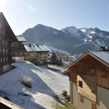 Avec Balcon A Chatel, Proche Centre Et Remontees - Fr-1-693-79